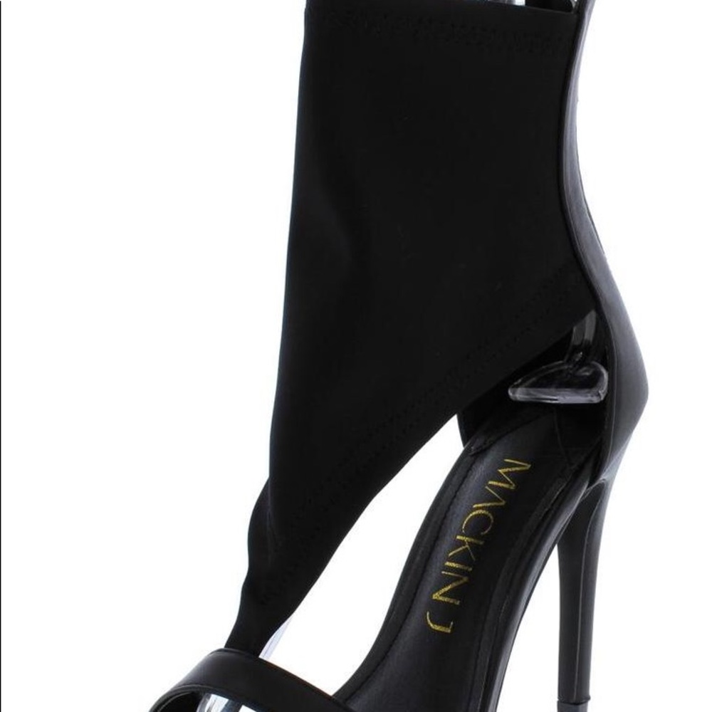 BLACK OPEN TOE SIDE CUT OUT HEEL